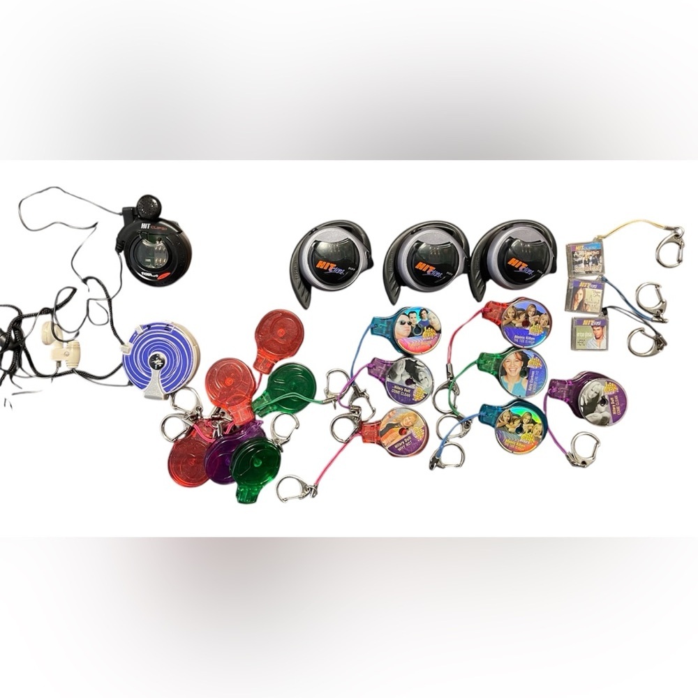 Hasbro HIT CLIPS micro personal ear players, hit clips discs ,hit clips chips